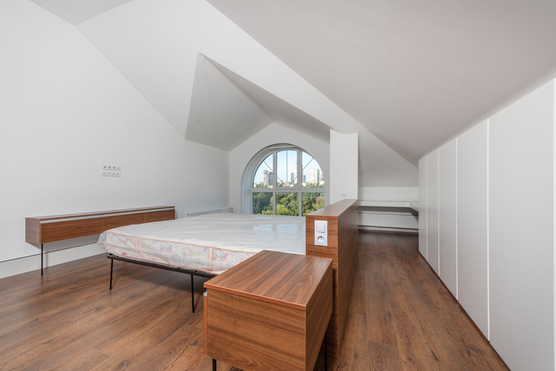 Traitement punaises de lit équipe à Achères